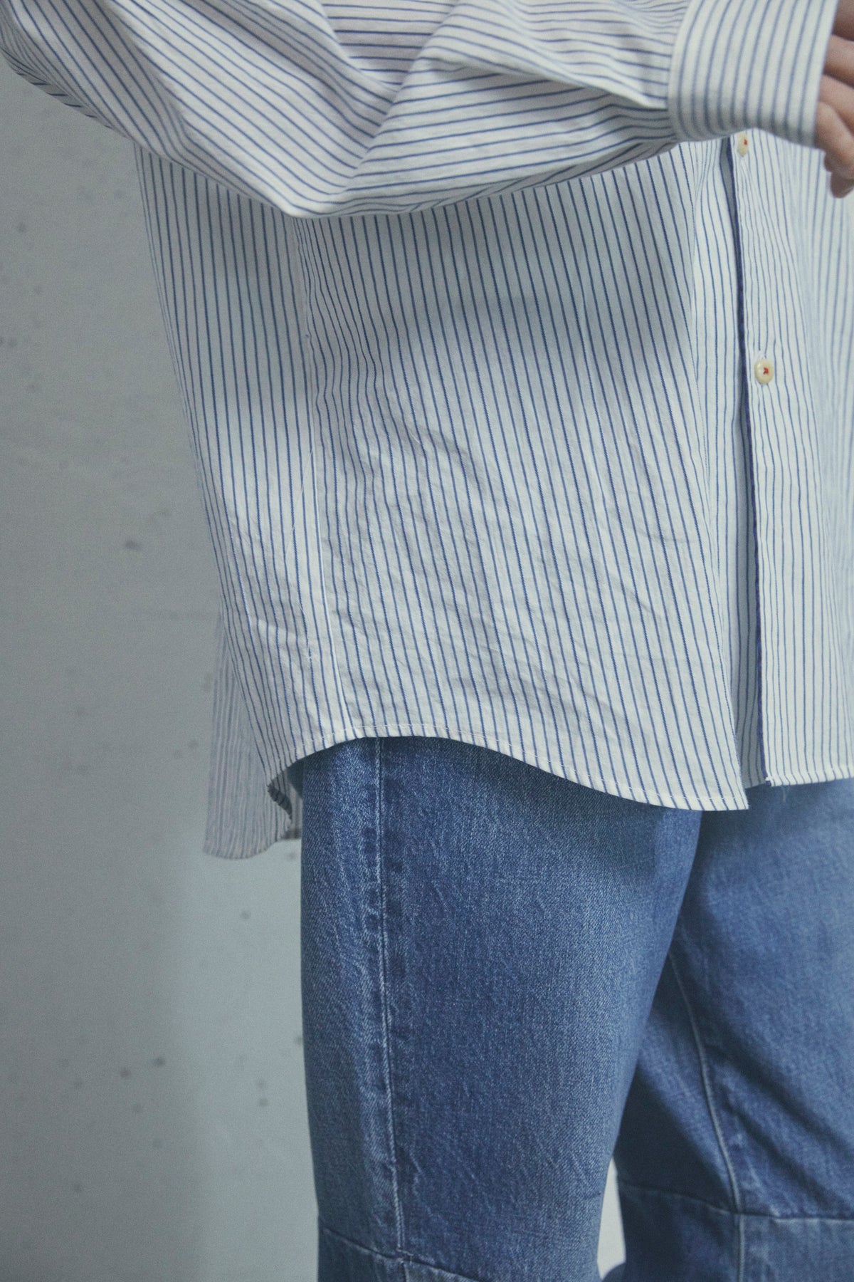 QUIET STRIPE PIPING SHIRT