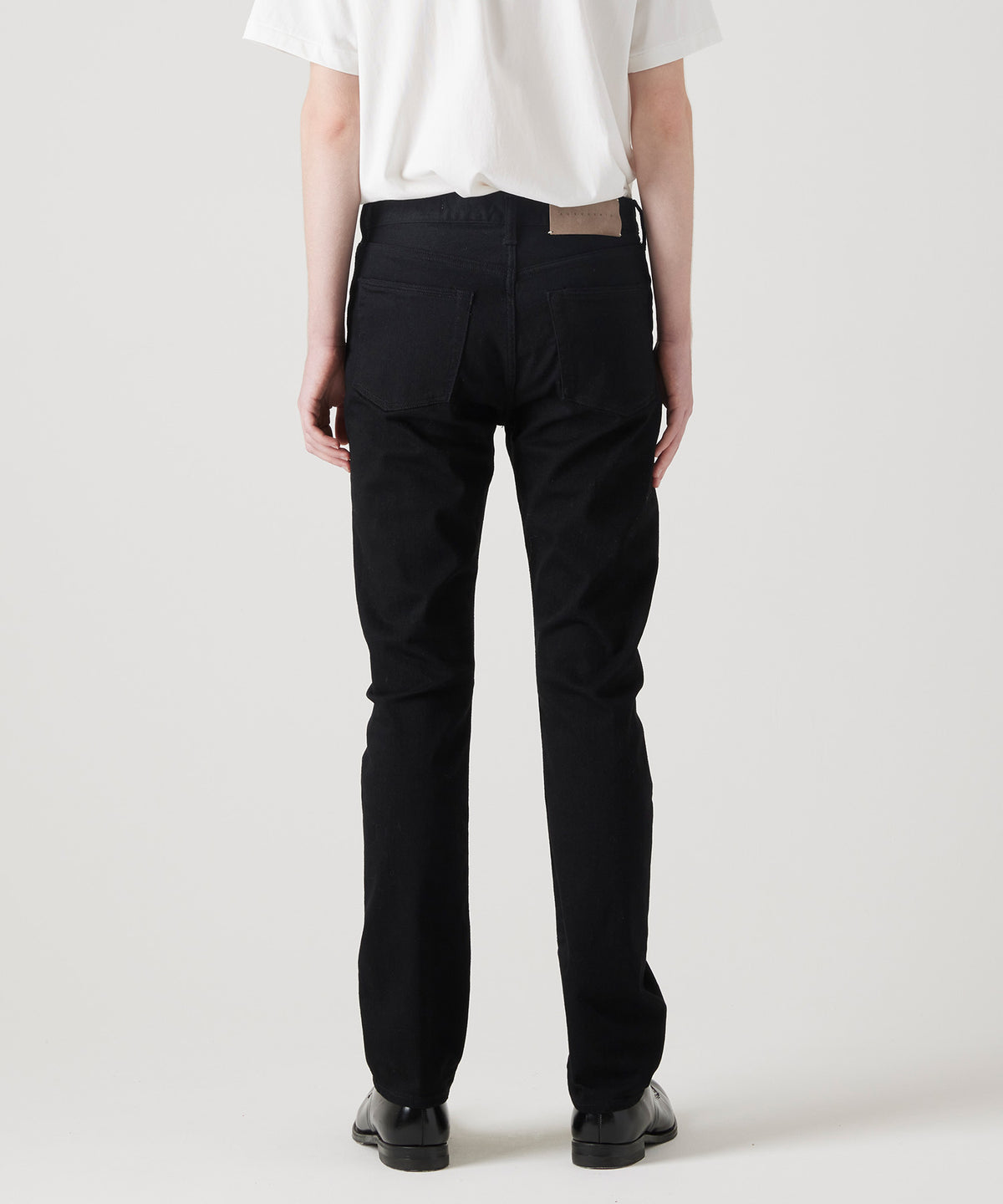 HELVETICA BLACK ONE WASH