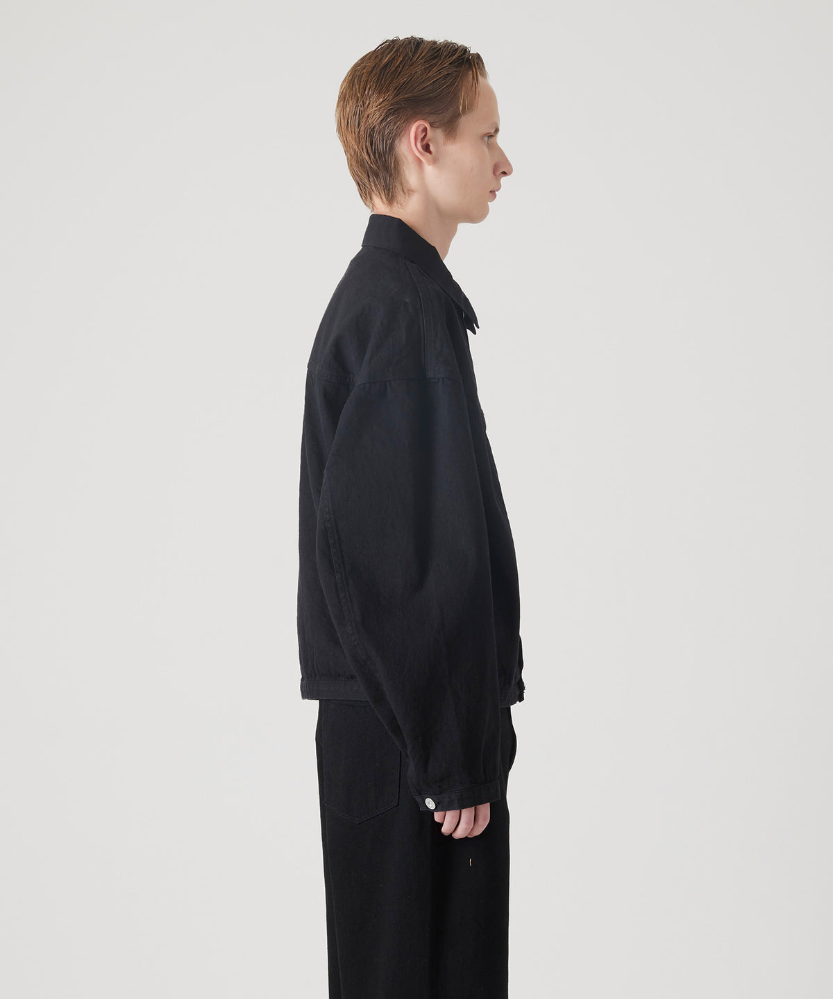 DENSE BLACK ONE WASH