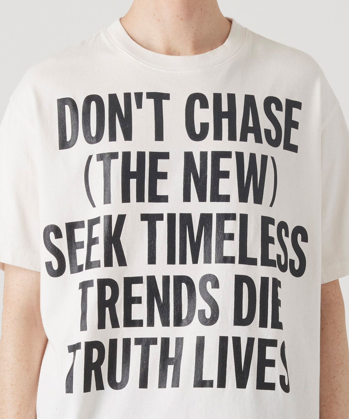 17/- ROUND SHAPE DYED TEE "Don't Chase"