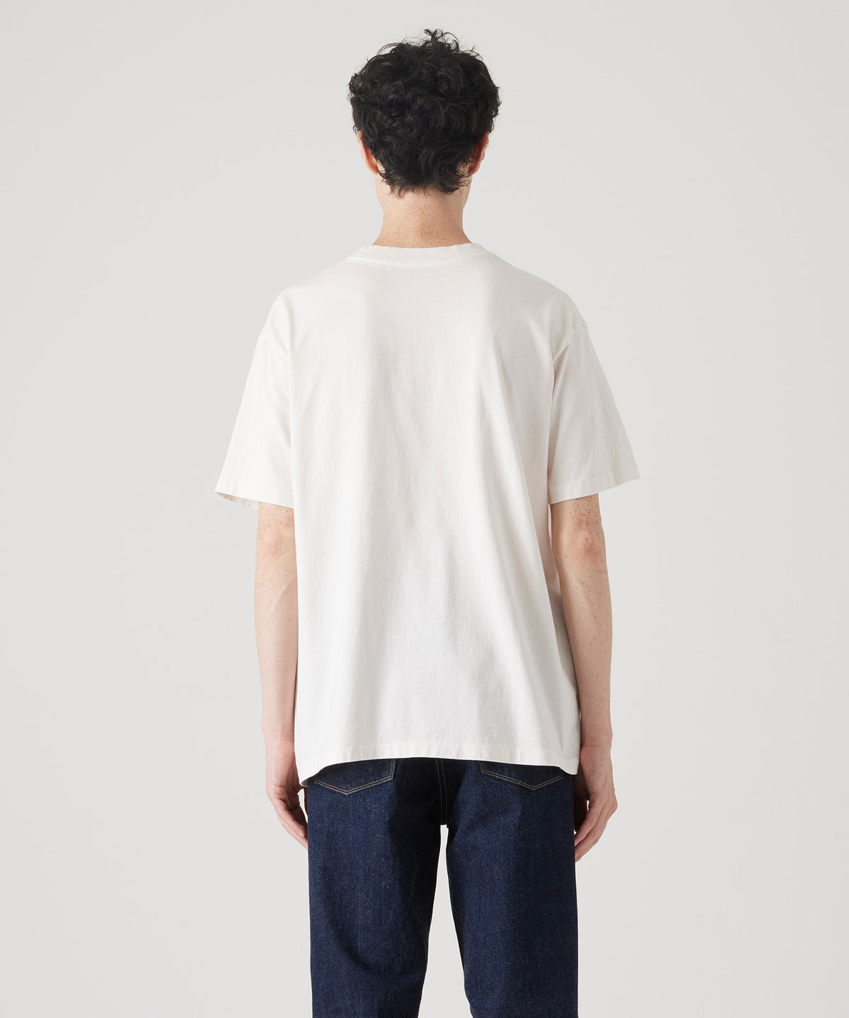 17/- ROUND SHAPE DYED TEE "Don't Chase"