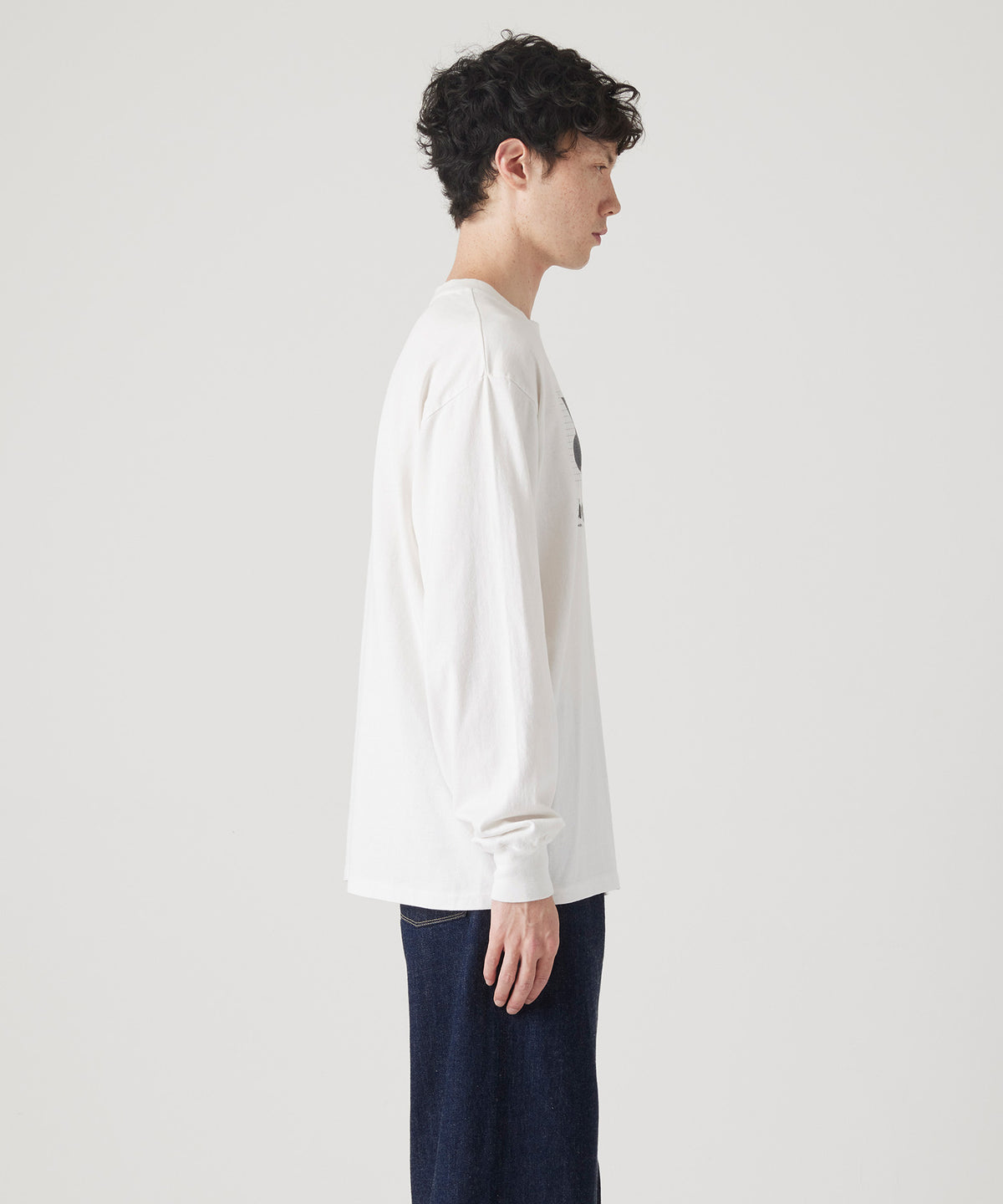 17/- ROUND SHAPE DYED L/S TEE "Black Modulus"